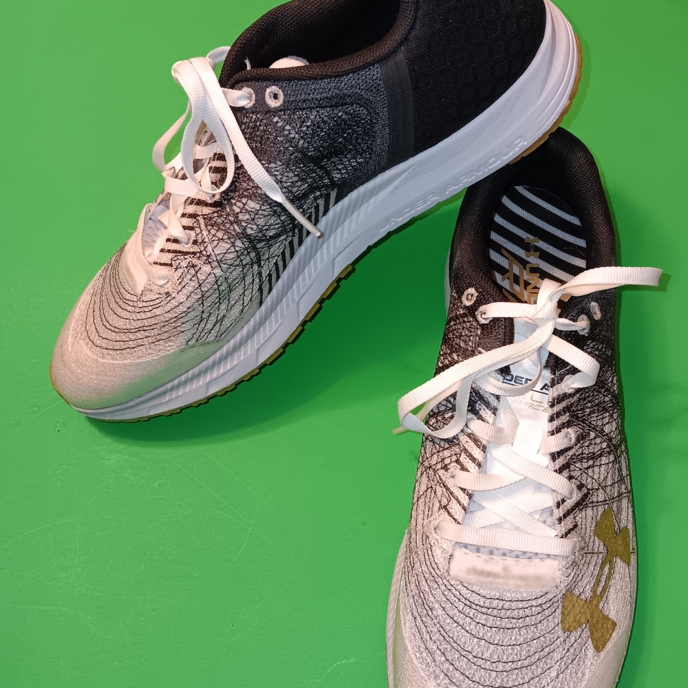 Under Armour Velociti Racer Running Shoes (3020348-102)Preowned Gray Men's Sz9.5